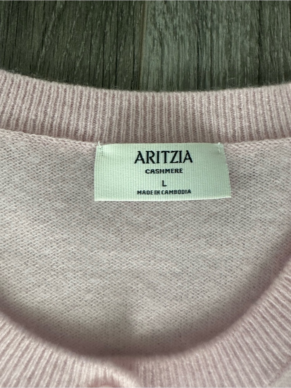 Aritzia Cashmere Noteworthy Shortsleeve Cardigan - Picture 5 of 5